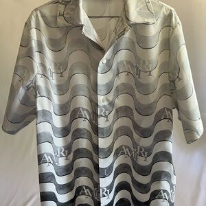 Staggered Logo Wave Cotton Camp Shirt Medium